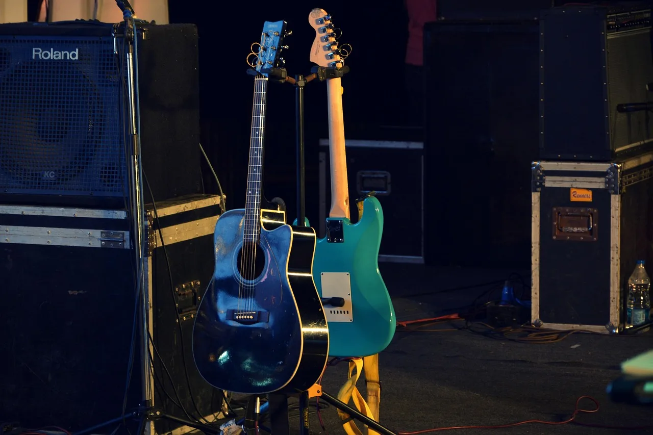 arena, concert venue, crowd, function, guitars, on stage, arena, arena, concert venue, concert venue, guitars, guitars, on stage, on stage, on stage, on stage, on stage. A thirty-day plan for livestream audience growth that actually runs