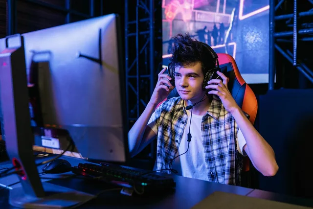 music, e-sports, gamer, man, portrait, e-athlete, e-sports, gamer, gamer, gamer, gamer, gamer. A closer look at livestream creator benchmarks: the 2027 view