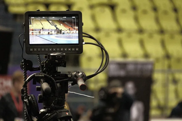 monitor, camera, video, recording, movie, stadium, competitions, sports. Livestream creator expansion, tested against experience