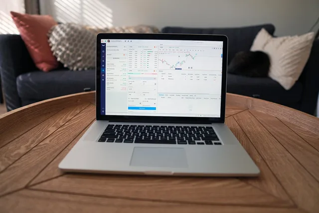 computer, stock trading, finance, day trading, wall street, finances, investor, money, wealth, equity, trader, day trader, investing, investment, banking, stock market, forex, shareholder, financial, day trading, trader, trader, trader, stock market, stock market, stock market, forex, forex, forex, forex, forex, shareholder. Reading a livestream creator business profit and loss: the margins that matter